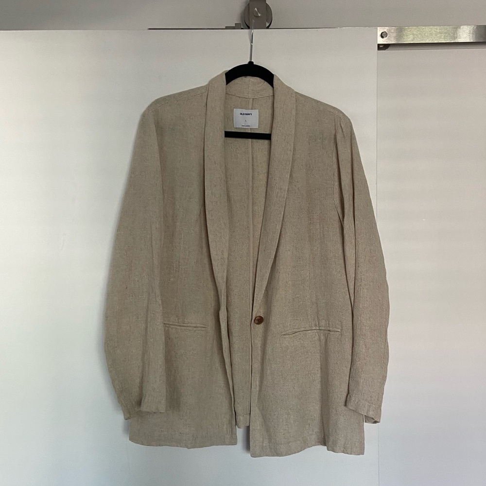 Neutral linen blazer